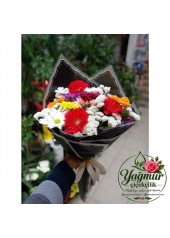 Renkli Gerbera ve Mevsim Çiçekleri Buketi